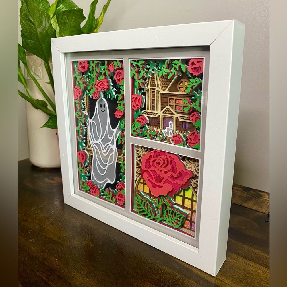 3D Ghost & Roses Halloween Shadowbox - Picture 3 of 6